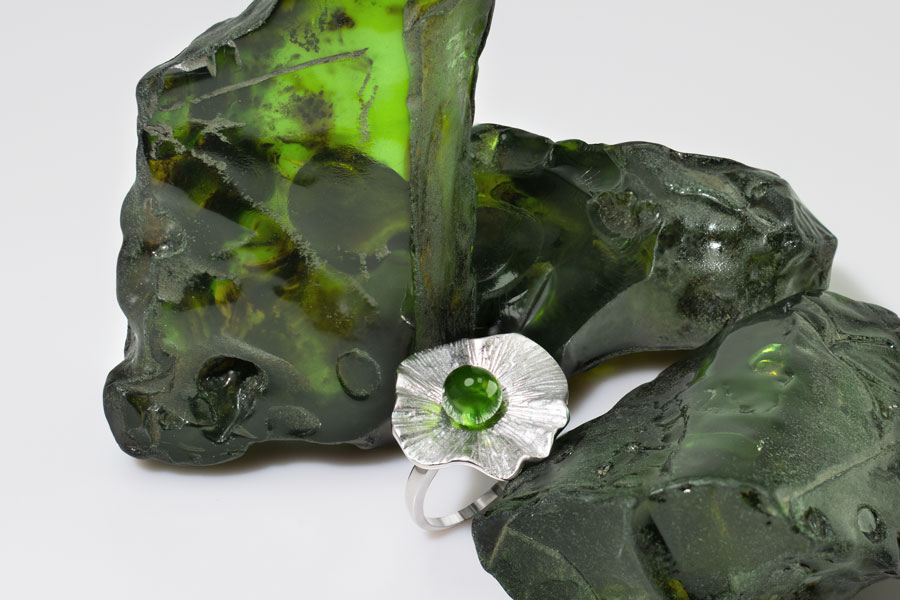 Karibischer Bernstein – Seltene Schönheit für einzigartigen Schmuck